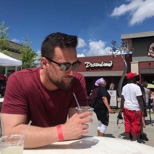 Meet your Posher, Jonathan